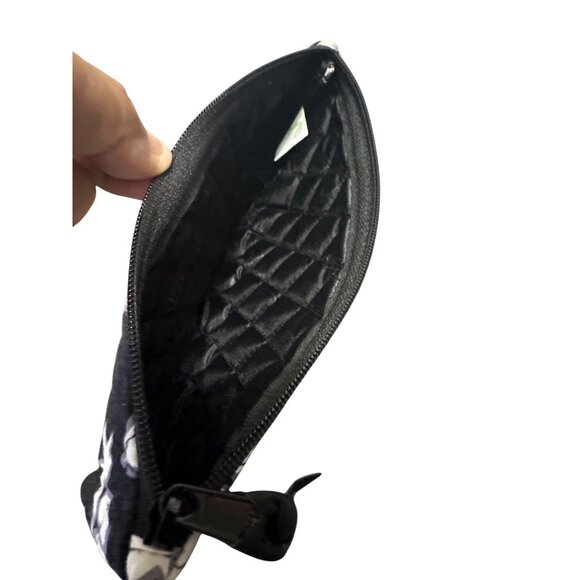 Vera Bradley Quilted Floral Black & White Makeup Bag Organizer Zipper Closure - Picture 4 of 5